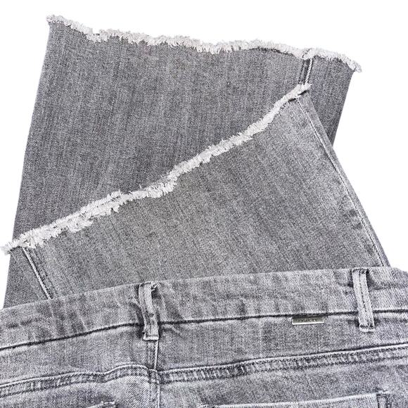 Tractr Gray Flare Jeans Women’s Size 10/30 Raw Hem High Rise Stretch Denim - Picture 6 of 9